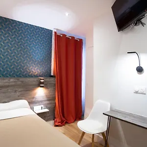 Otel Leonard De Vinci 75011, Paris